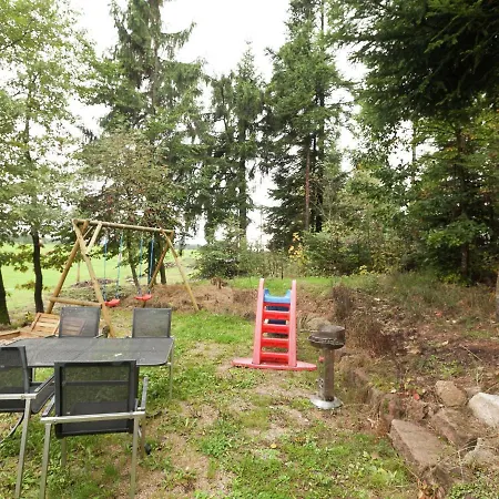 펜션 Modern Holiday In Lauterbach Ot Fohrenb Hl With Heating Facility