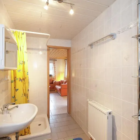 Modern Holiday In Lauterbach Ot Fohrenb Hl With Heating Facility 펜션